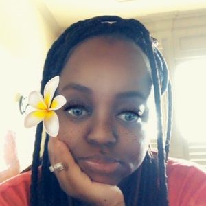 Meet your Posher, Tina